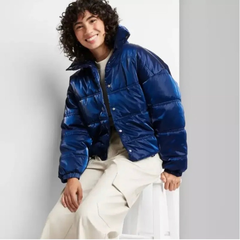 Wild Fable Blue Cropped Puffer Jacket Size Medium